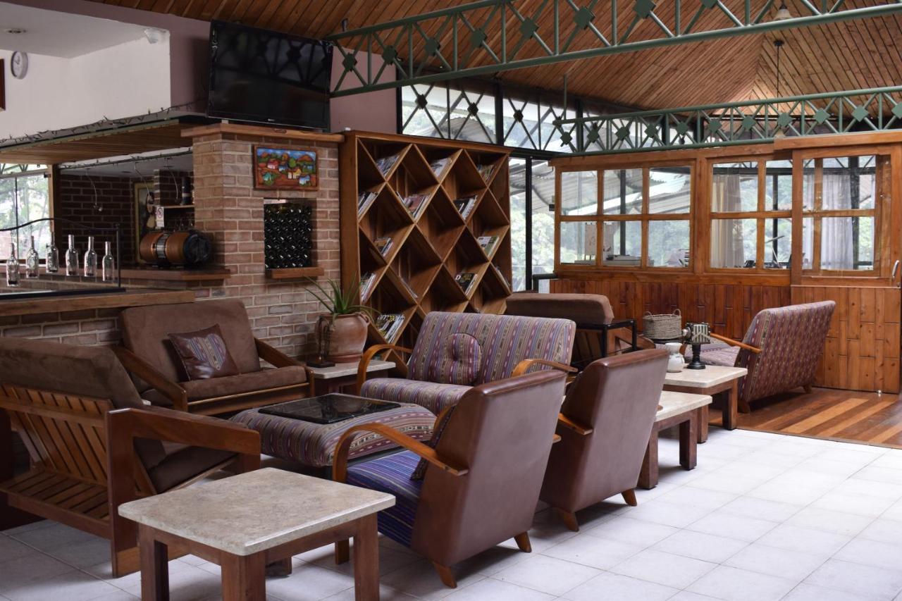 Park Hotel Santa Cruz Verapaz Exterior foto